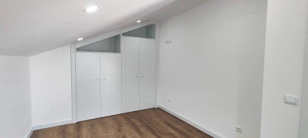 Moradia T4 para Venda em Atouguia da Baleia