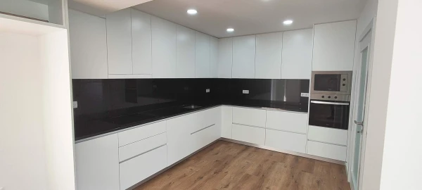 Moradia T4 para Venda em Atouguia da Baleia