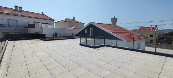 Moradia T4 para Venda em Atouguia da Baleia