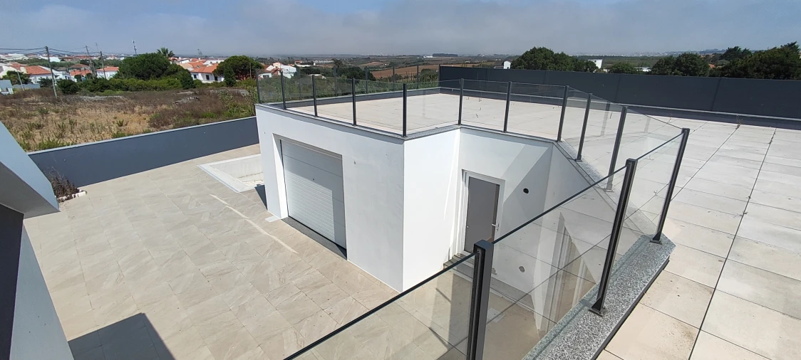 Moradia T4 para Venda em Atouguia da Baleia Foto 52