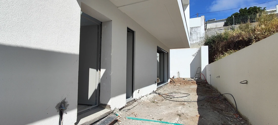 Moradia T5 para Venda em Pontinha e Famões Foto 35