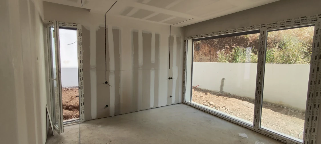 Moradia T5 para Venda em Pontinha e Famões Foto 21