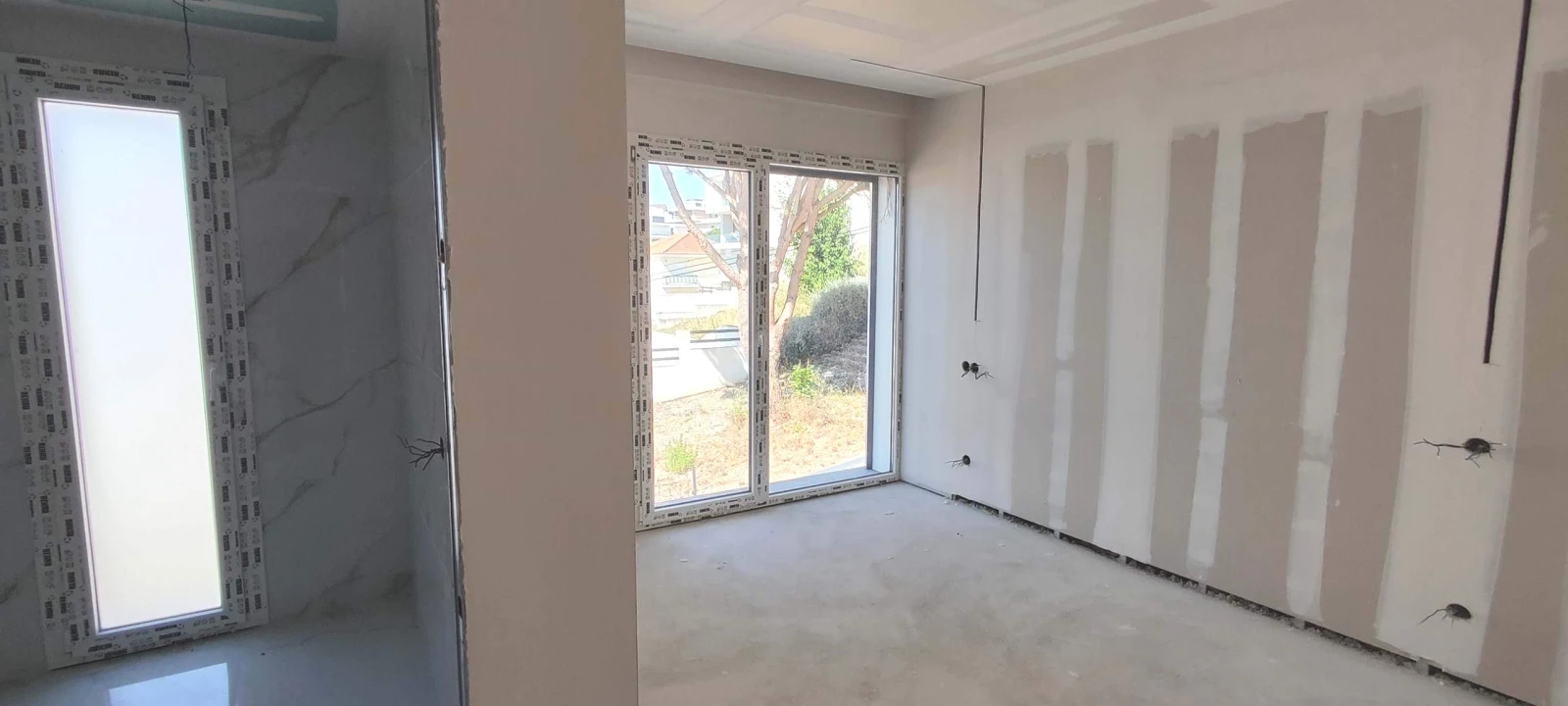Moradia T5 para Venda em Pontinha e Famões Foto 15
