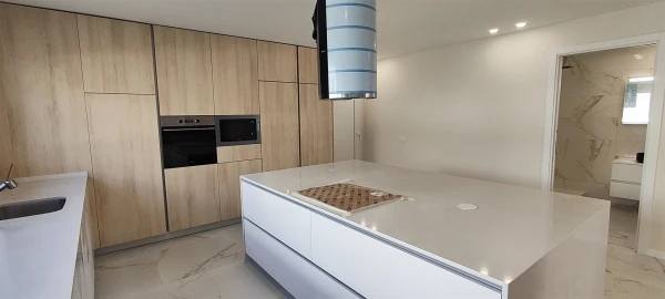 Moradia T5 para Venda em Ponte do Rol