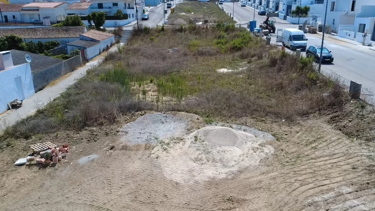 Terreno para Venda em Atouguia da Baleia Foto 3
