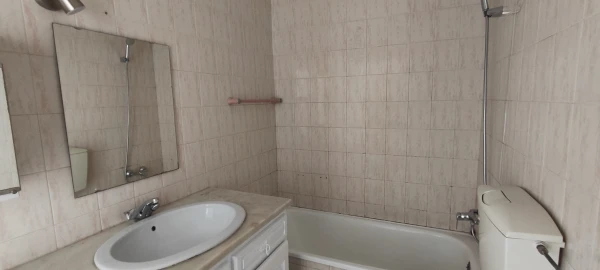 Apartamento T1 para Venda em São João das Lampas e Terrugem