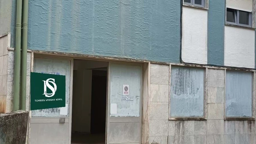 Loja para Arrendamento em Agualva e Mira-Sintra