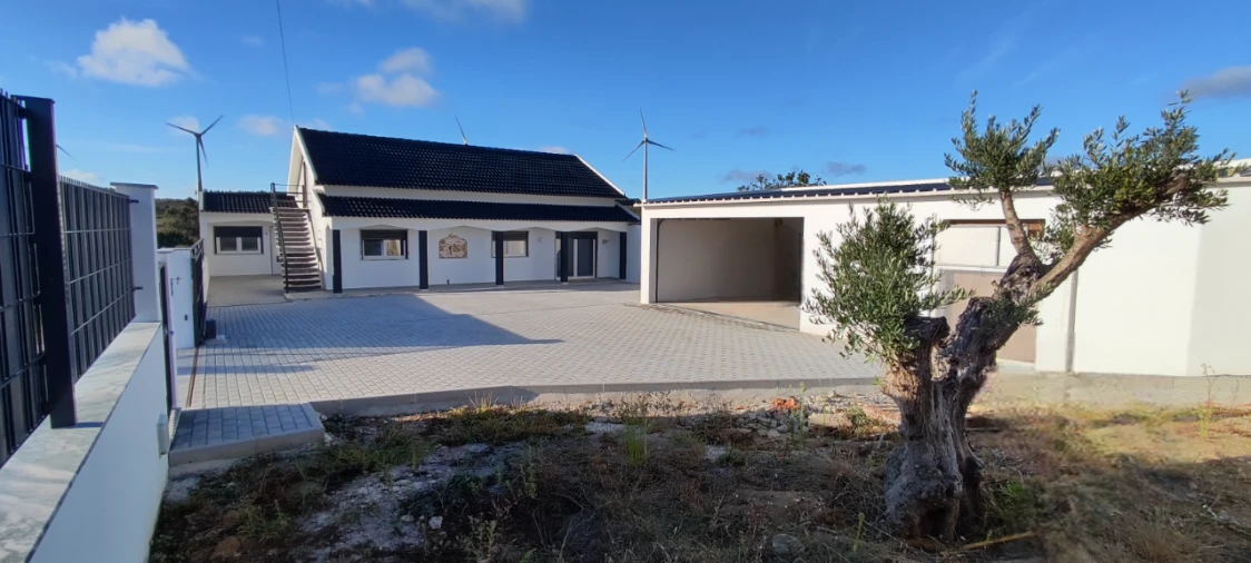 Moradia T3 para Venda em Moita dos Ferreiros Foto 58