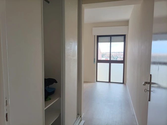 Apartamento T2 para Venda em Algueirão-Mem Martins Foto 6