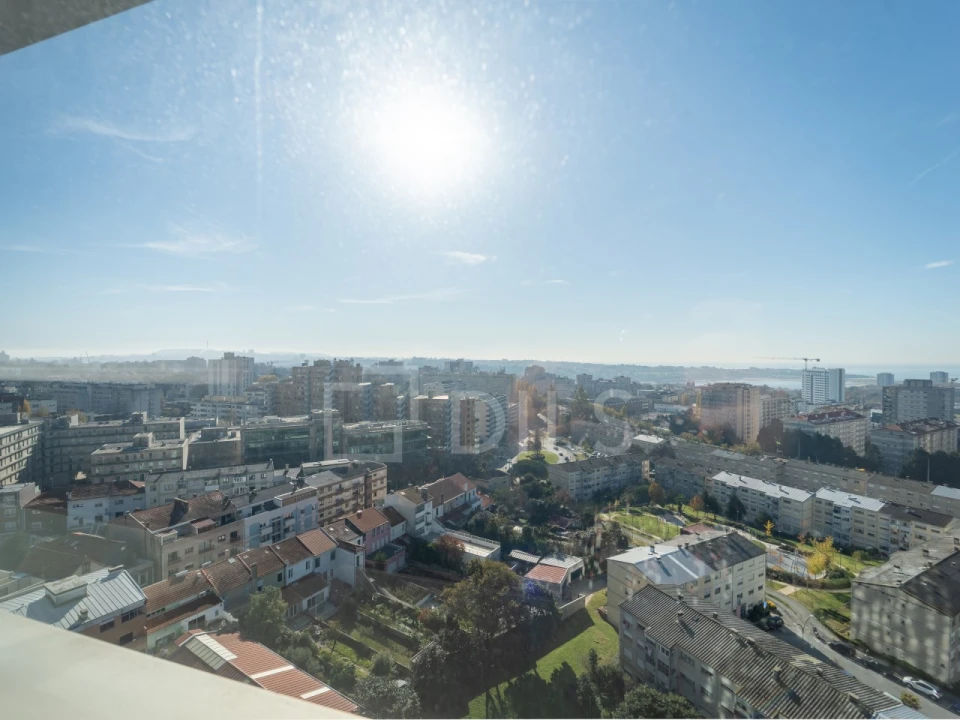 Escritório para Arrendamento em Lordelo do Ouro e Massarelos Foto 3