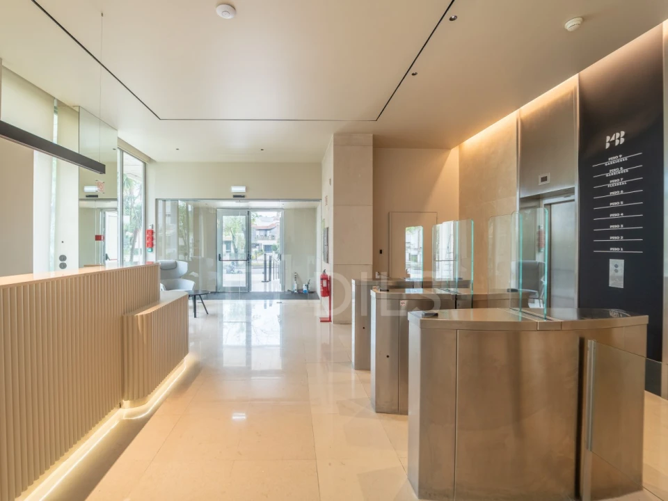 Escritório para Arrendamento em Aldoar, Foz do Douro e Nevogilde Foto 28