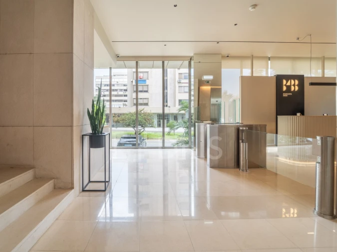 Escritório para Arrendamento em Aldoar, Foz do Douro e Nevogilde Foto 21