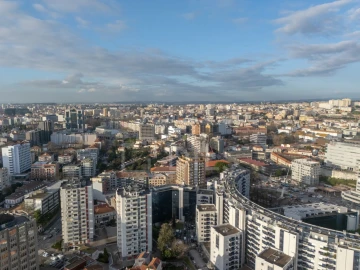 Escritório para Arrendamento em Lordelo do Ouro e Massarelos