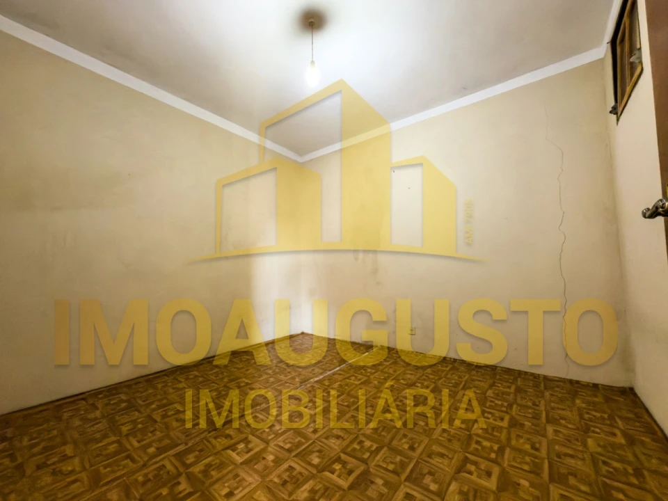 Moradia T3 para Venda em Lamegal Foto 13