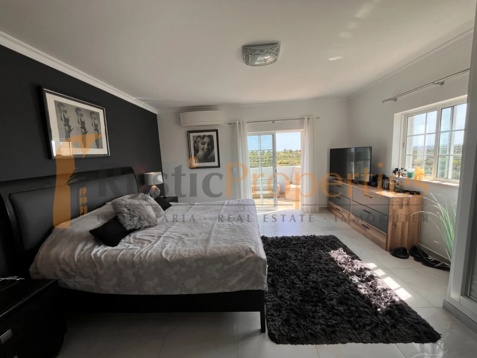 Moradia T5 para Venda em Boliqueime Foto 19