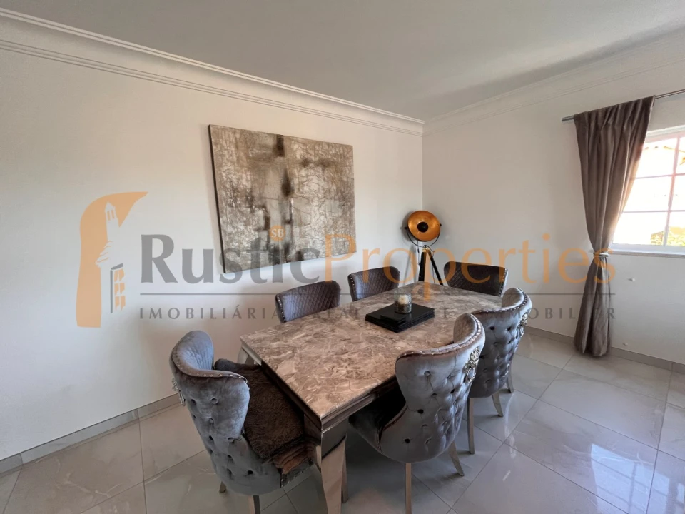 Moradia T5 para Venda em Boliqueime Foto 9