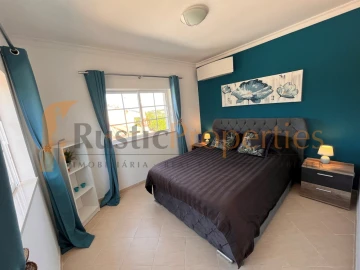 Moradia T5 para Venda em Boliqueime