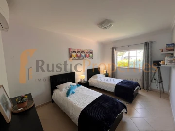 Moradia T5 para Venda em Boliqueime