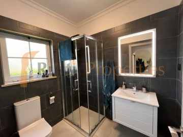 Moradia T5 para Venda em Boliqueime