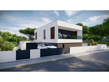 Moradia T4 para Venda em Charneca de Caparica e Sobreda