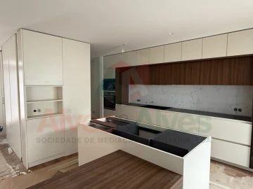 Moradia T3 para Venda em Moreira