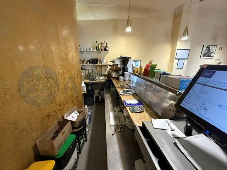 Loja para Arrendamento em Aldoar, Foz do Douro e Nevogilde Foto 11