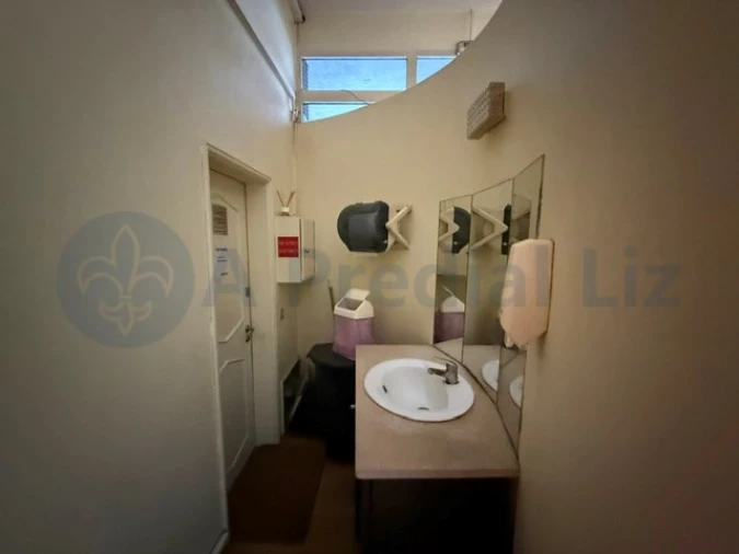 Loja para Arrendamento em Aldoar, Foz do Douro e Nevogilde Foto 8
