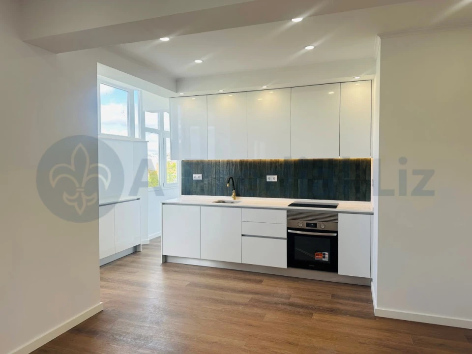 Apartamento T2 para Venda em Venteira Foto 1