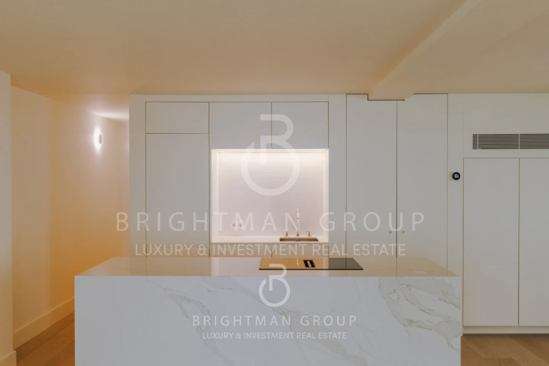 Apartamento T2 para Venda em Santo António Foto 7