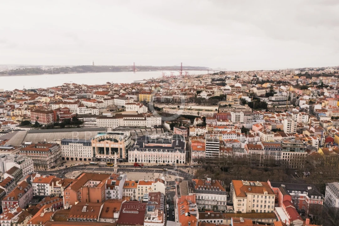 Apartamento T2 para Venda em Santo António Foto 30
