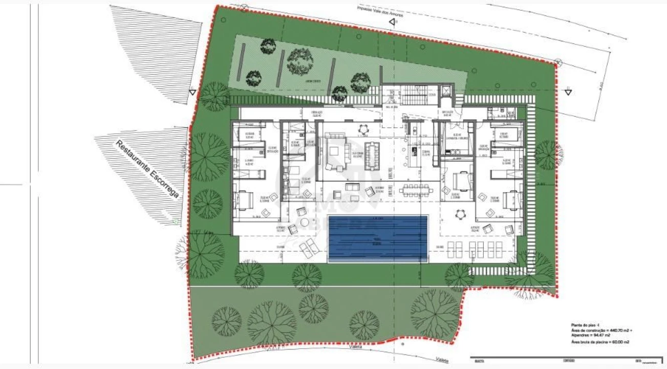 Moradia T4 para Venda em Calheta Foto 7