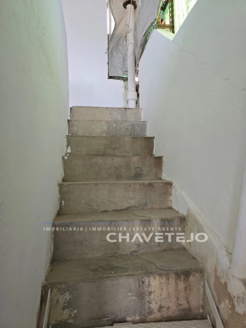 Prédio para Venda em São João Baptista e Santa Maria dos Olivais