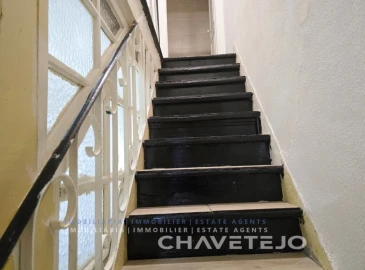 Prédio para Venda em São João Baptista e Santa Maria dos Olivais