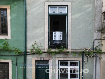Prédio para Venda em São João Baptista e Santa Maria dos Olivais