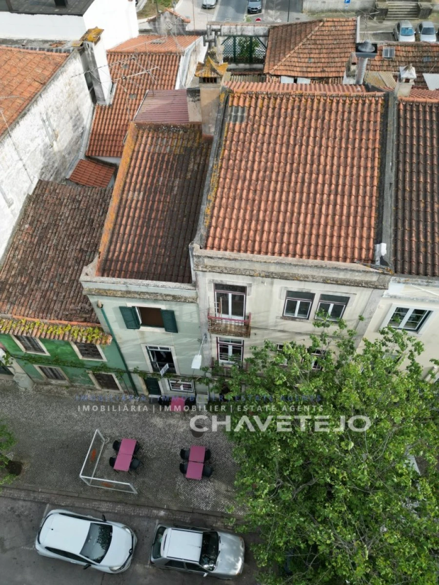 Prédio para Venda em São João Baptista e Santa Maria dos Olivais Foto 29