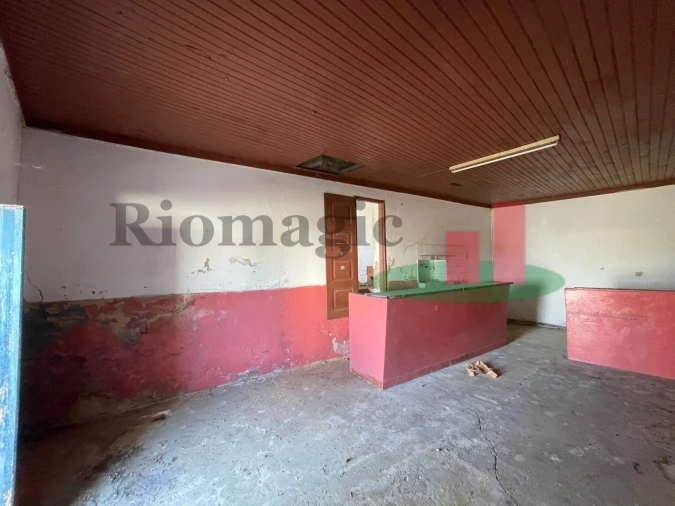 Moradia T2 para Venda em São Sebastião Foto 9