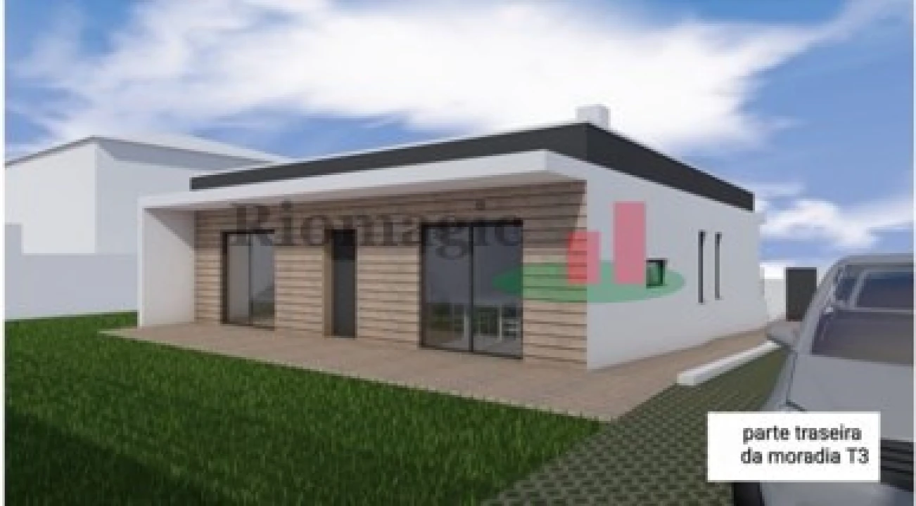 Moradia T3 para Venda em Rio Maior Foto 2