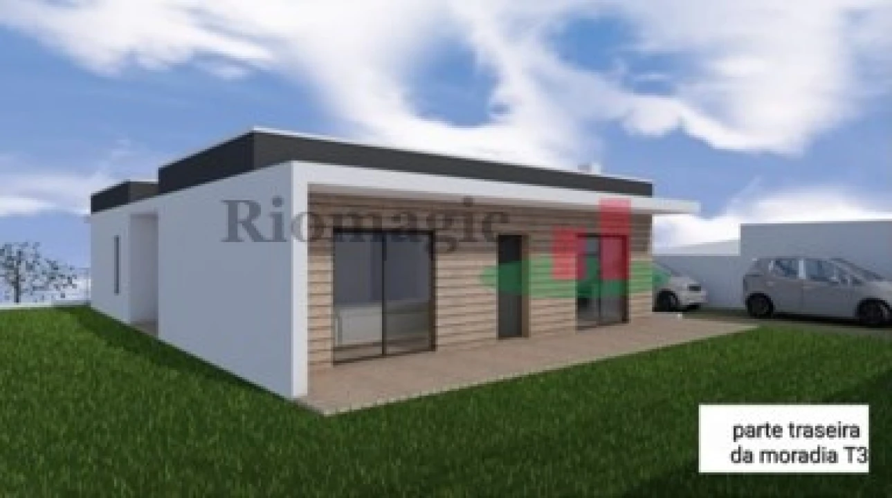 Moradia T3 para Venda em Rio Maior Foto 3