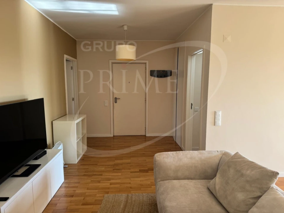 Apartamento T3 para Arrendamento em Aldoar, Foz do Douro e Nevogilde Foto 6