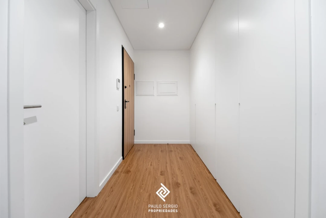 Apartamento T3 para Venda em Almeirim Foto 2
