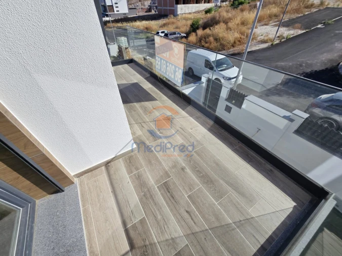 Moradia T5 para Venda em Santa Iria de Azoia, São João da Talha e Bobadela Foto 26