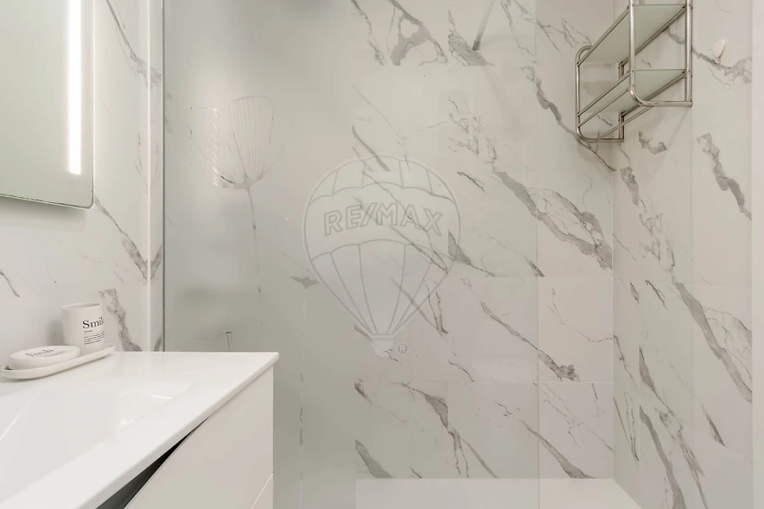 Apartamento T2 para Venda em Almada, Cova da Piedade, Pragal e Cacilhas Foto 24