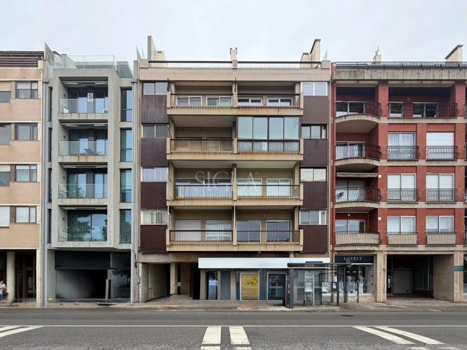 Apartamento T3 para Venda em Aldoar, Foz do Douro e Nevogilde Foto 32