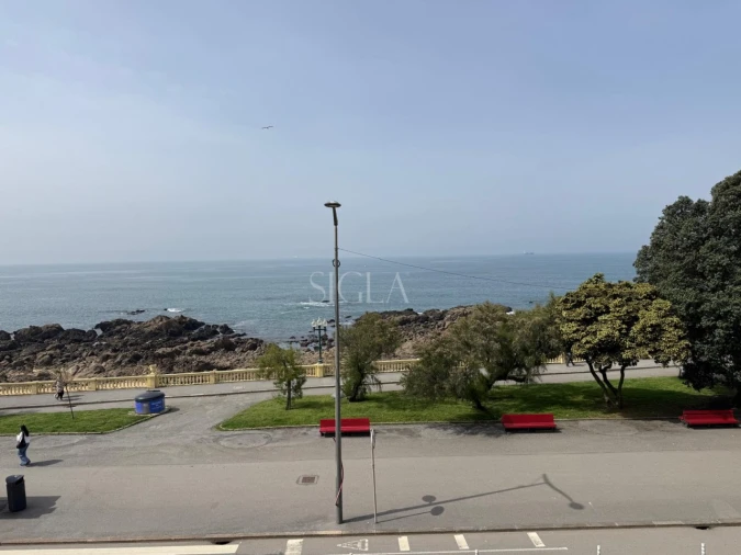 Apartamento T3 para Venda em Aldoar, Foz do Douro e Nevogilde Foto 2