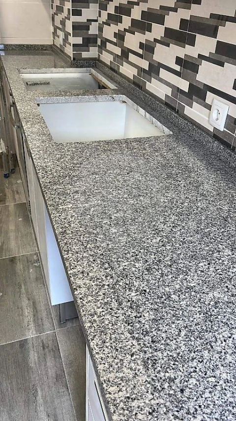 Apartamento T2 para Arrendamento em Sacavém e Prior Velho