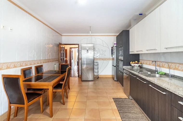 Apartamento T3 para Venda em São João da Madeira Foto 12