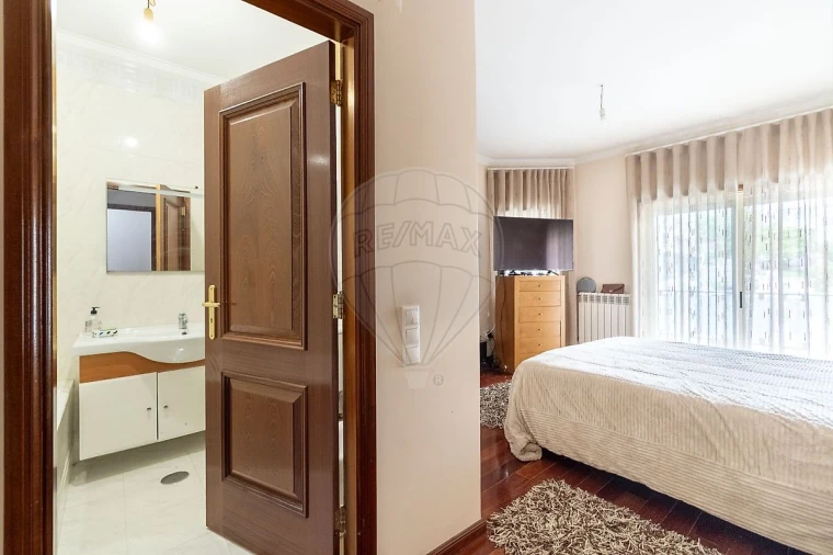Apartamento T3 para Venda em São João da Madeira Foto 24