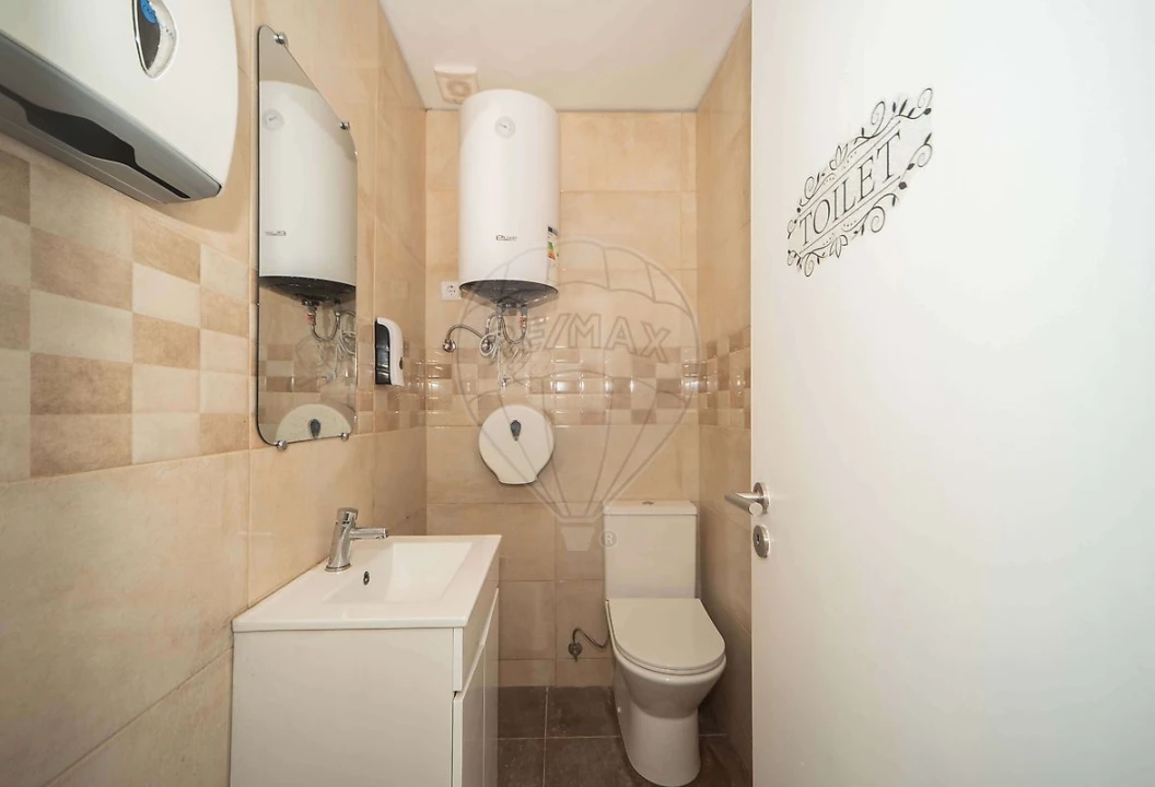 Negócio para Venda em Avenidas Novas Foto 1