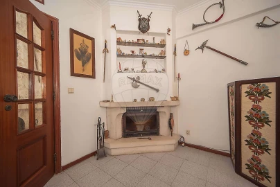 Apartamento T3 para Venda em Massamá e Monte Abraão