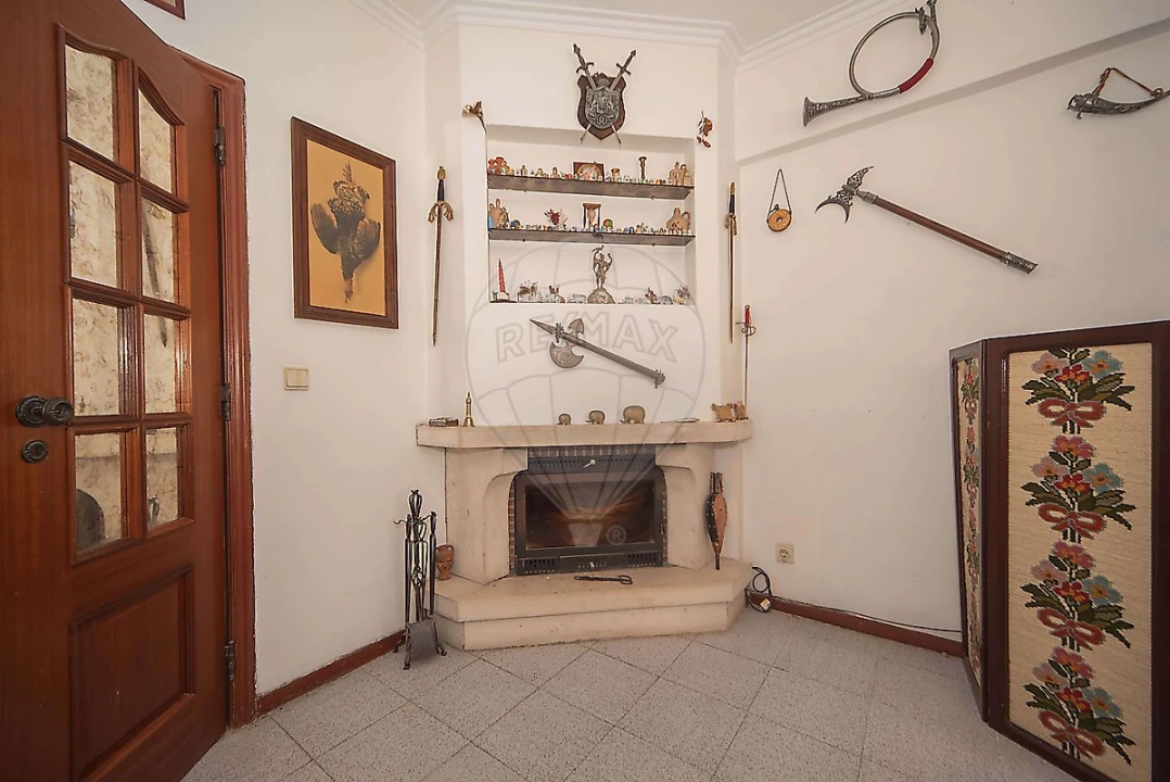Apartamento T3 para Venda em Massamá e Monte Abraão Foto 12